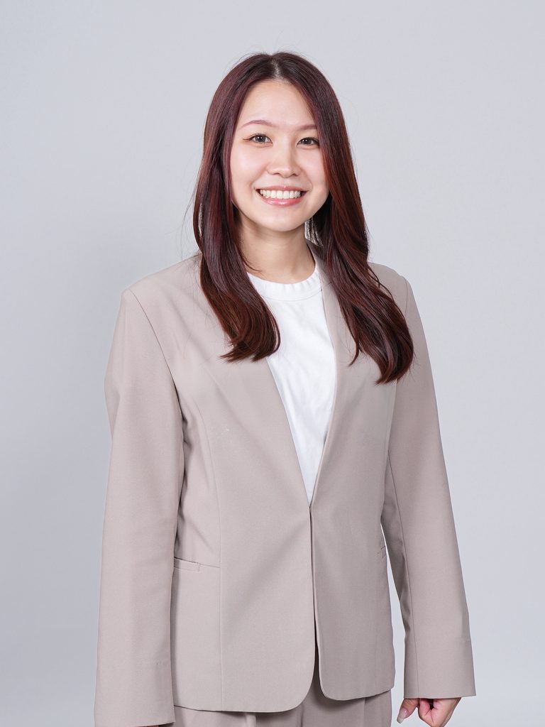 三井 那波